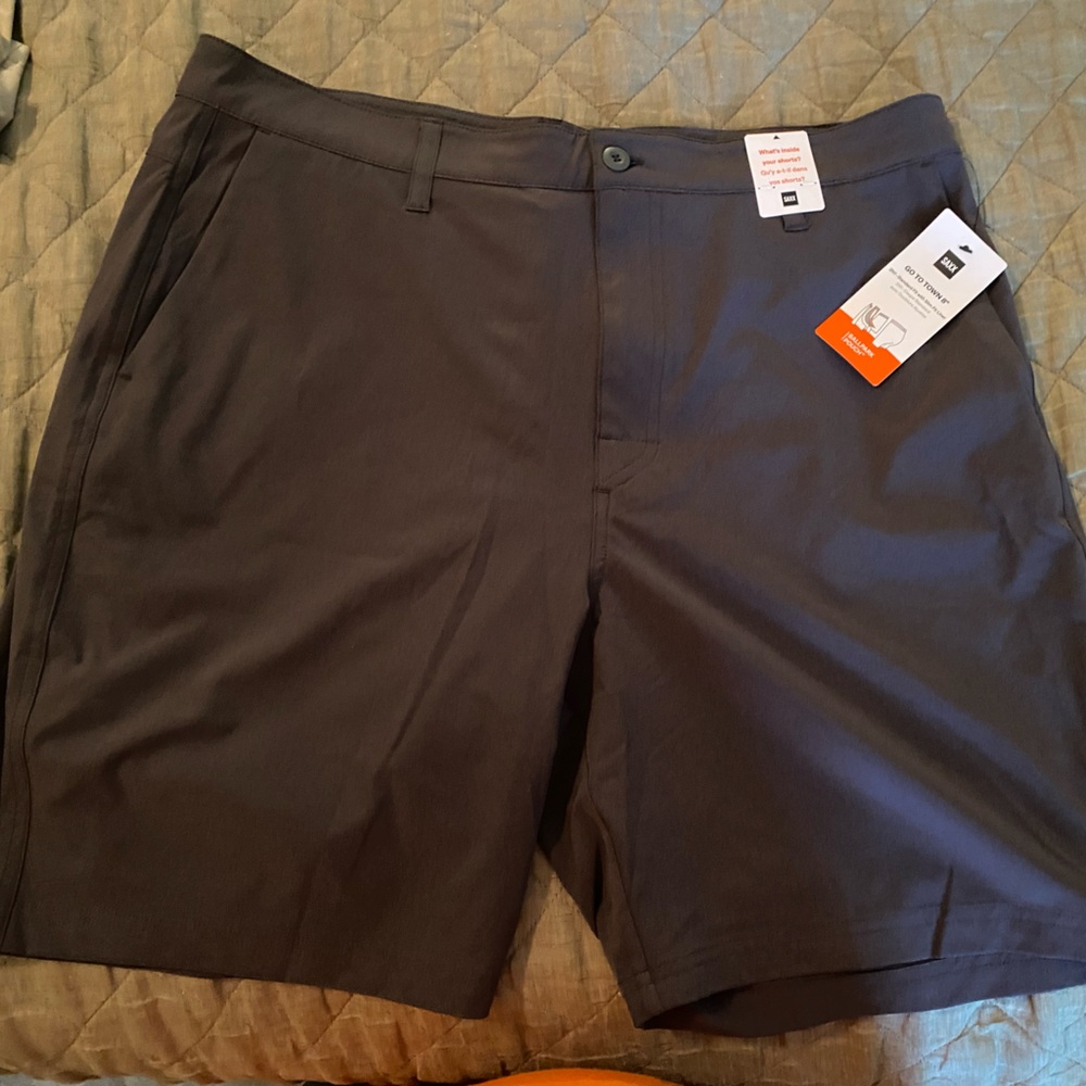 SAXX Charcoal Go To Town 2N1 Shorts - NWT